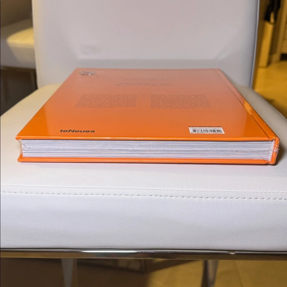 BRAND NEW - SEALED - TENEUES Hermes The Modern Luxury Series Coffee Table Book - Picture 5 of 8